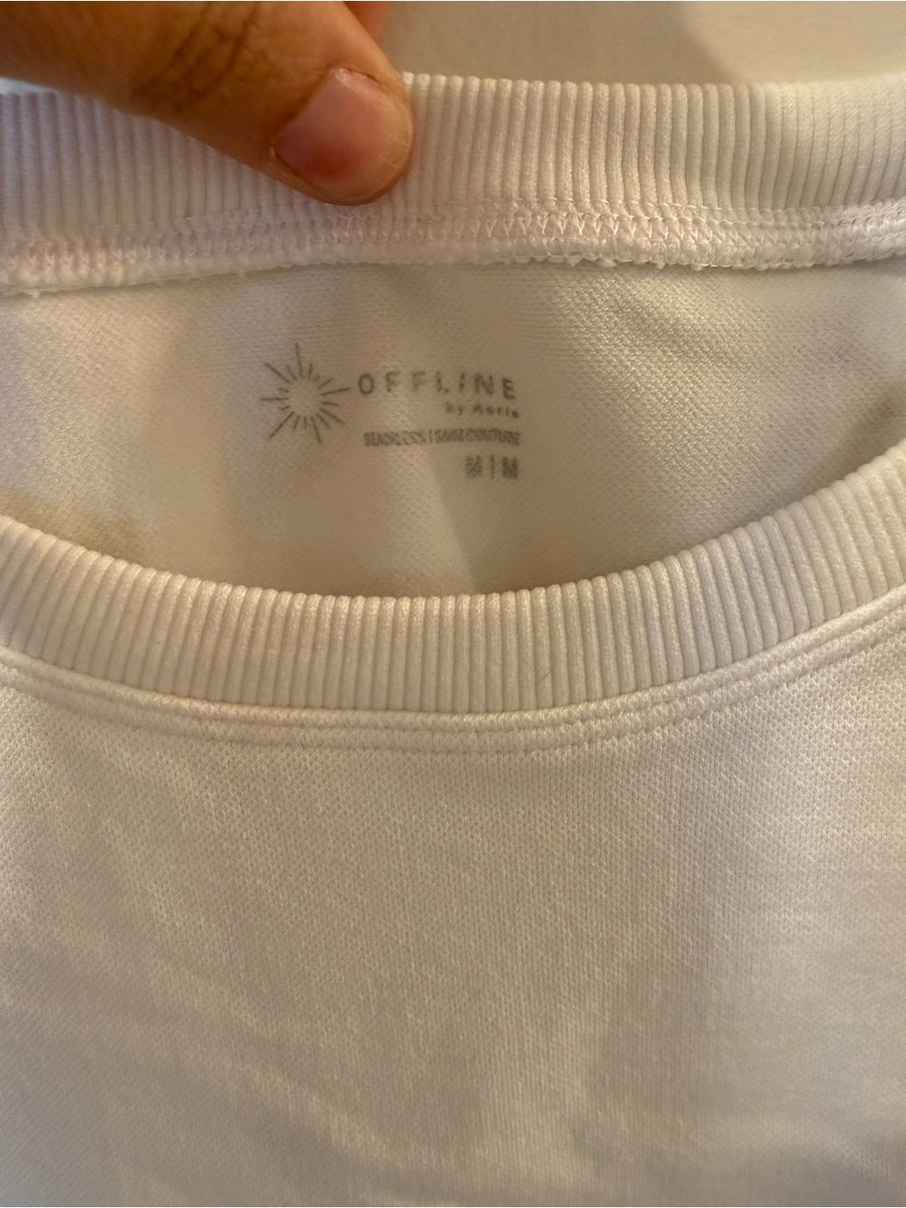 aerie White Cropped Short Sleeve Tee - Picture 2 of 5